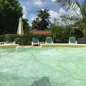 L'oasis 2*, Grospierres France